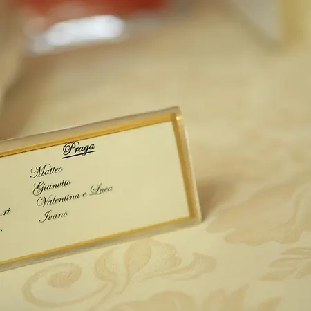 Miceneo Palace Hotell