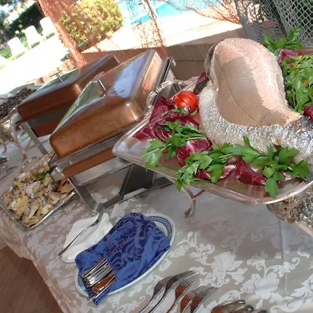 Miceneo Palace Hotell