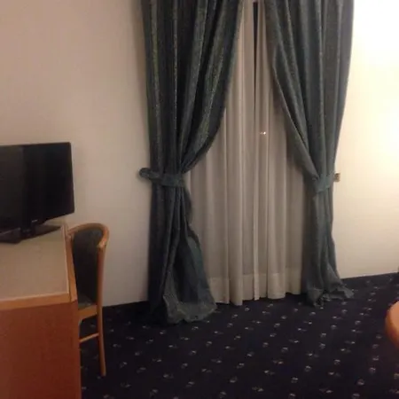 Hotel Miceneo Palace